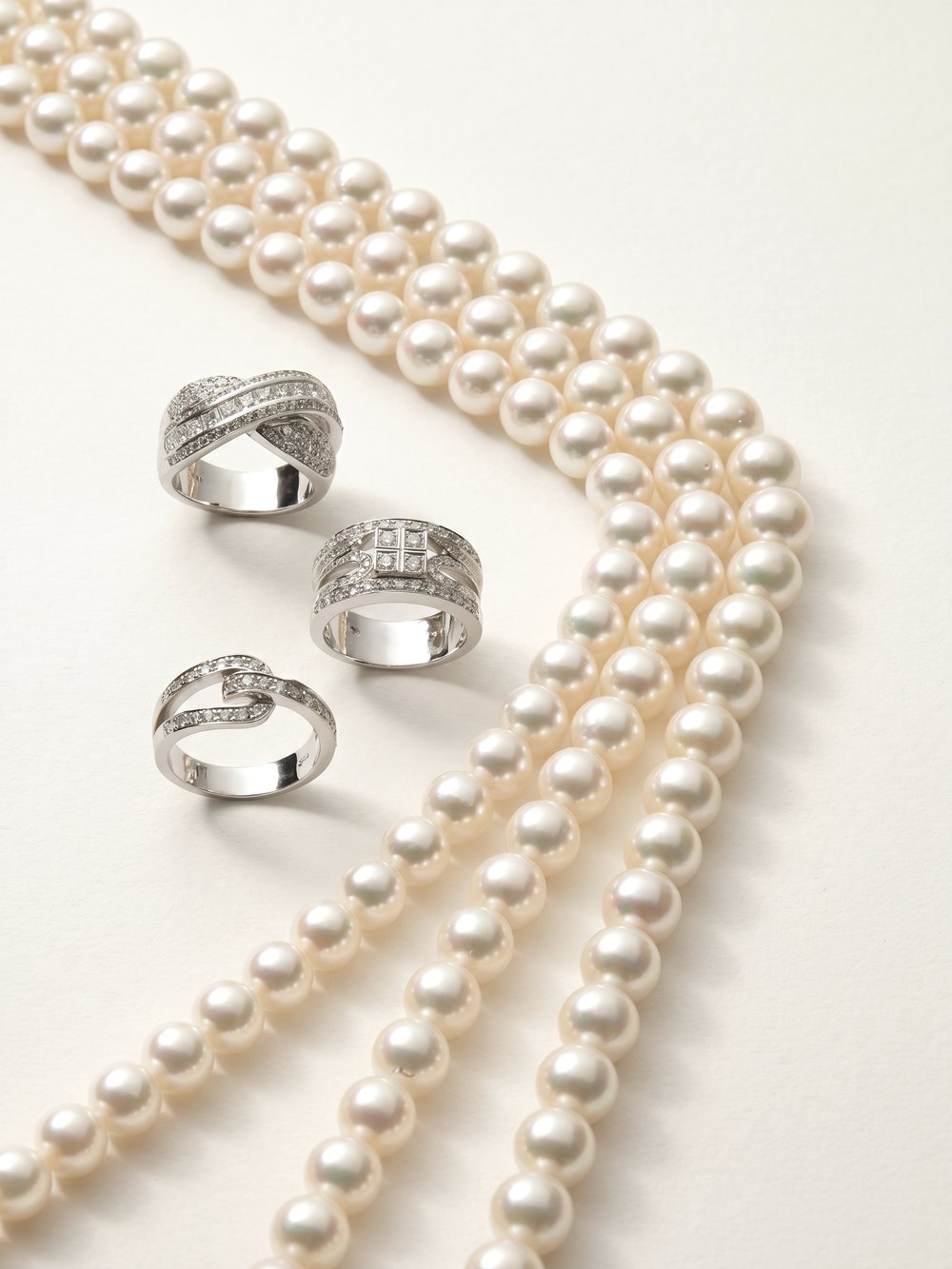 Pearls & Gemstones